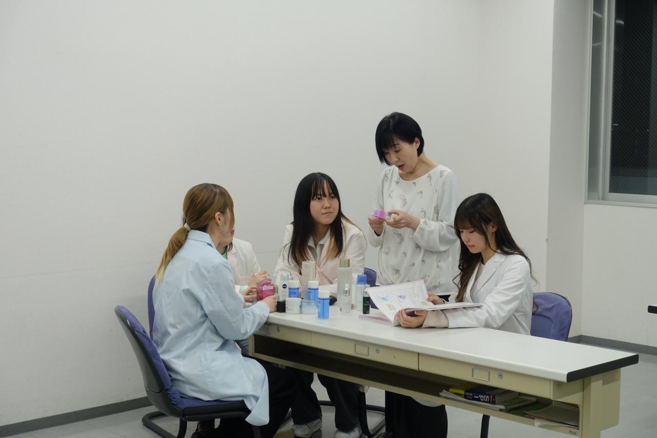 ビタミンCの美容効果 他　（予定）